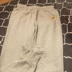 Buccees light Gray size W Med sweatpants we /buttoned pocket and Buccees emblem